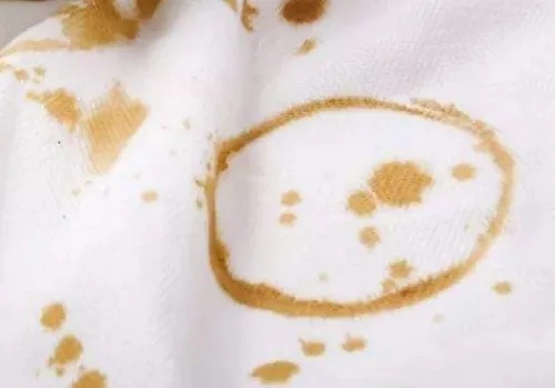 衣服上普洱茶漬怎么去除？