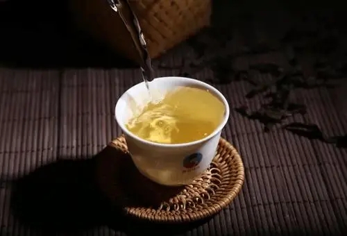 答應我 晚飯后喝一杯普洱茶好嗎？