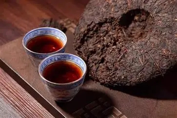 苦、澀味絕不是古樹普洱的霸氣，那也叫懂普洱茶，別逗了！