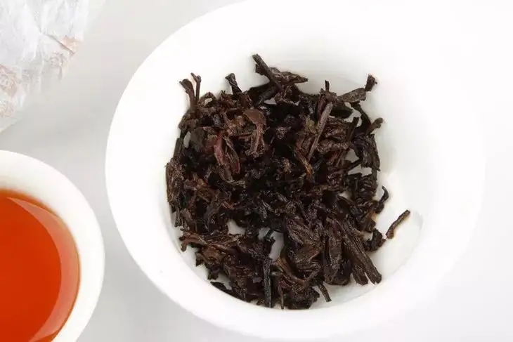 普洱熟茶好壞如何辨別？行家教你3步走！聞茶香、品茶湯、鑒葉底