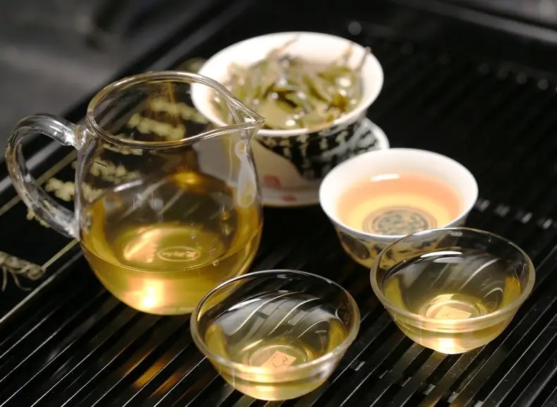 泡茶用什么水？礦泉水，純凈水還是自來水？老中醫(yī)的做法值得參考