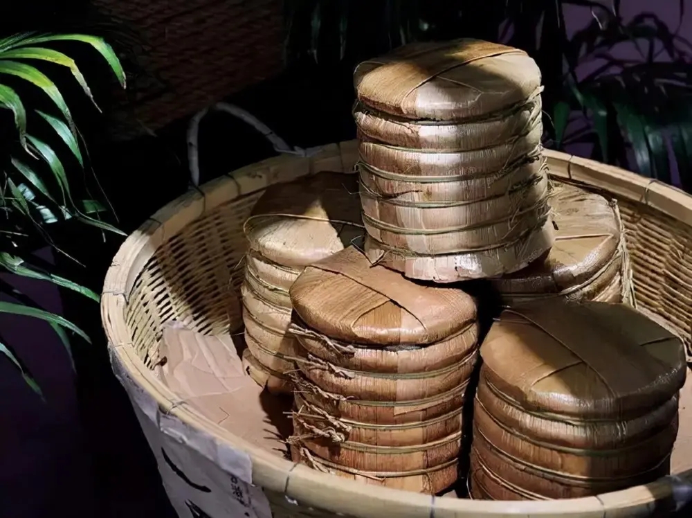 大廠出品”和“小作坊”的普洱茶，哪個(gè)更值得購買？