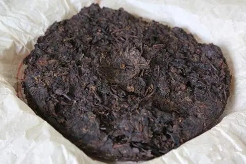 普洱熟茶茶湯中美麗的“金邊”從何而來？