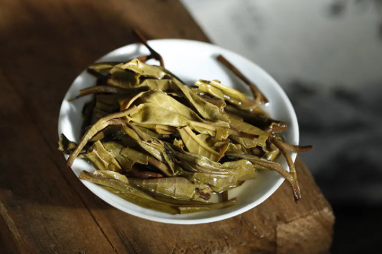 2023年冰島古樹春茶價(jià)格是多少?